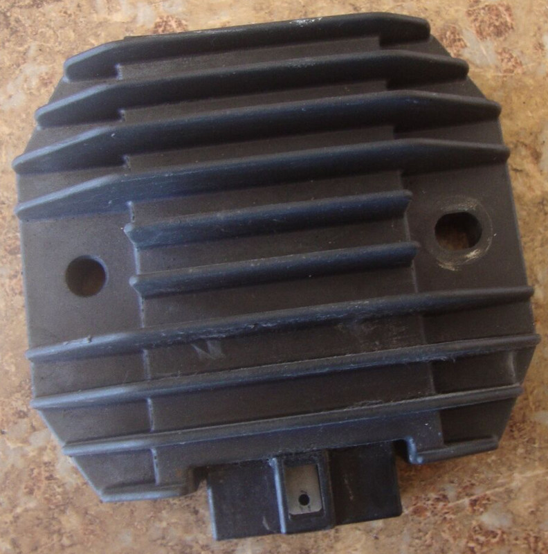 2002 Yamaha YZFR6 YZFR6L YZF R6 YZFR R600 Voltage Regulator Rectifier L1