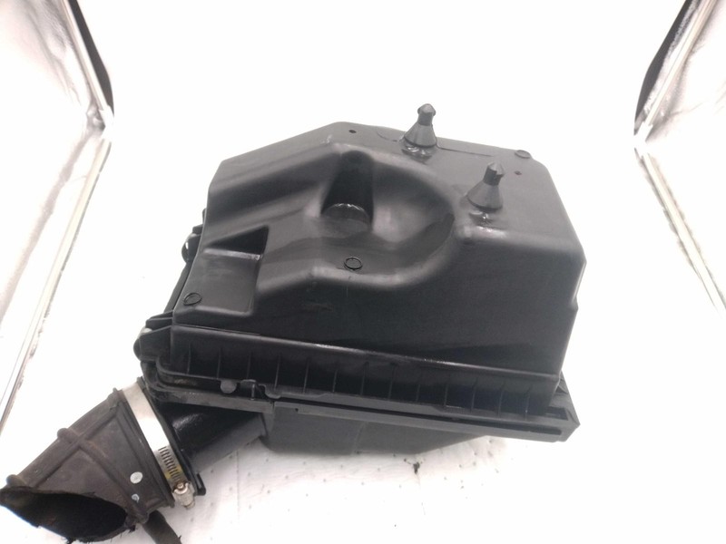2011 Lincoln MKS Air Cleaner Assembly OEM Black 3.7L 113K Miles NJ25-24866