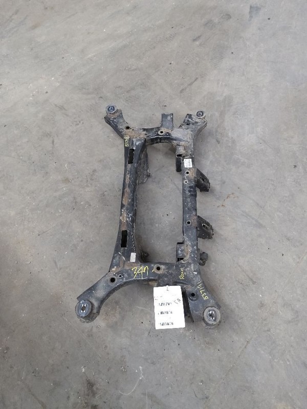 Crossmember/K-Frame Rear AWD Fits 17-20 SPORTAGE 268154
