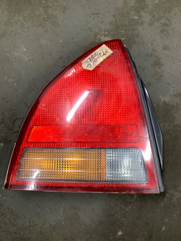 92-96 Prelude Left Rear Tail Light Signal Turn Brake Lamp Lens Unit OEM *