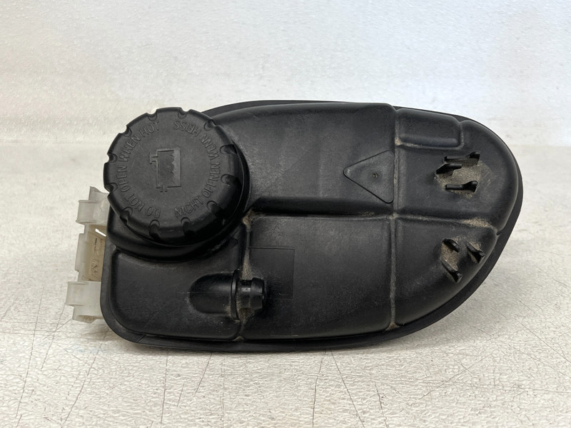 ⭐2014-2019 MERCEDES CLA250 RADIATOR COOLANT EXPANSION RESERVOIR TANK OEM LOT2739