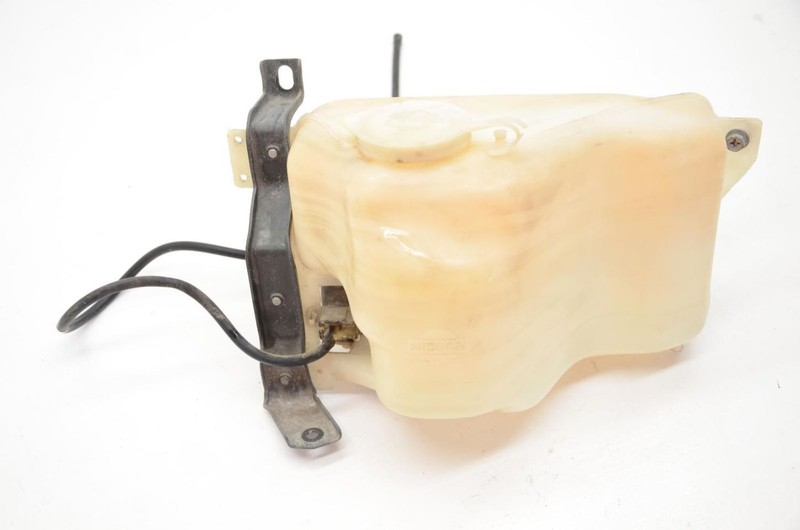 90-97 Nissan Pickup D21 6 Cylinder Windshield Washer Bottle Reservoir