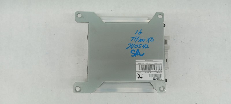 16-'18 NISSAN TITAN XD radio amplifier OEM