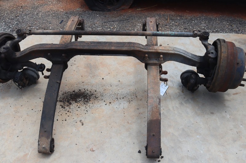 2013-2018 MACK CXU613 MP8 FRONT STEER AXLE ASSEMBLY 20543700 OEM