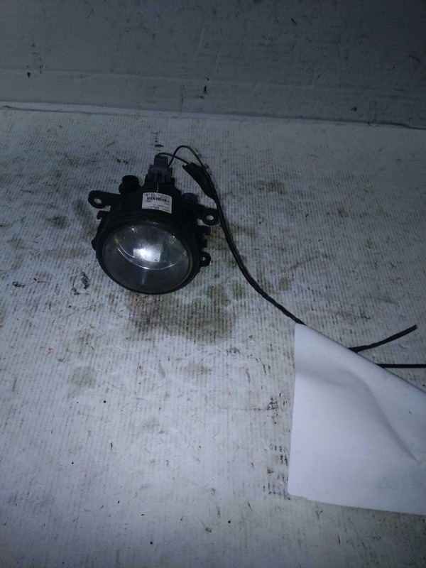 2012 Ford Focus Left Silver Fog Light Assembly OEM 4F9315K201AA 125K Miles