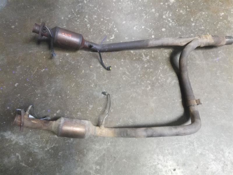 2004 Dodge Ram 3.7L & 4.7L Exhaust Converter Pipe Assembly OEM 52110486AA