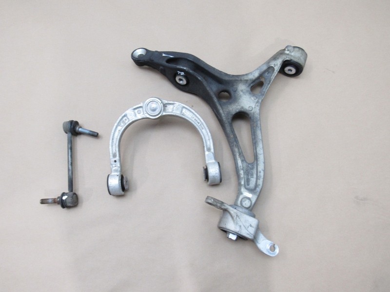 Mercedes R350 W251 2011 3.5L AWD Front Right Control Arm Set 3 PCS 06-13 ;