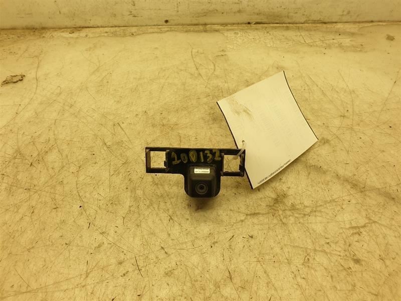 11-14 TOYOTA SIENNA REAR VIEW LIFTGATE MOUNTED CAMERA / PROJECTOR ASSEMBLY
