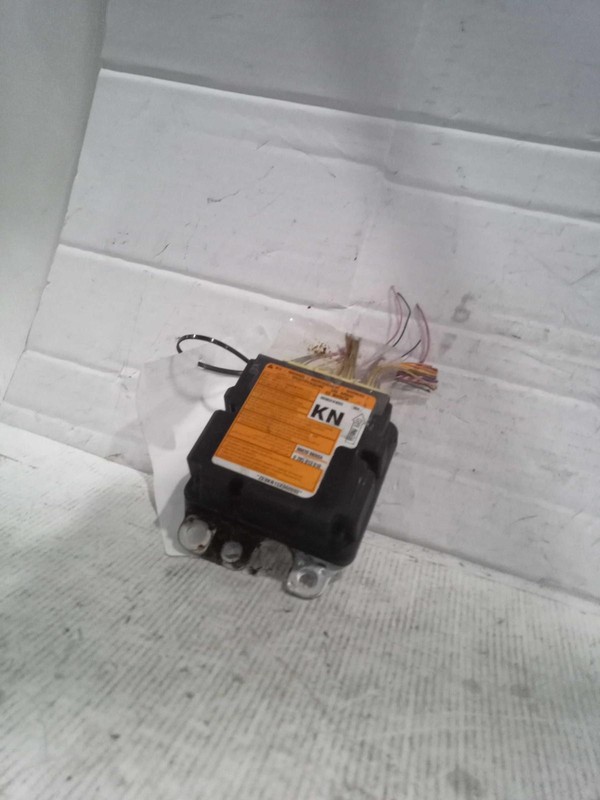 Used Air Bag Module fits: 2016 Nissan Versa Air Bag under console Sedan Grade A
