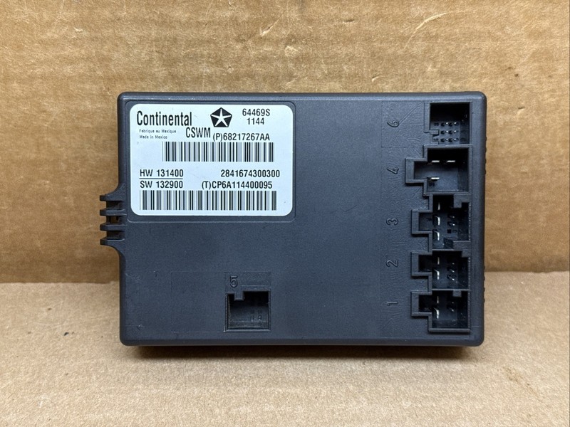 11-18 Durango Grand Cherokee Front Driver Seat Memory Control Module 68217267AA