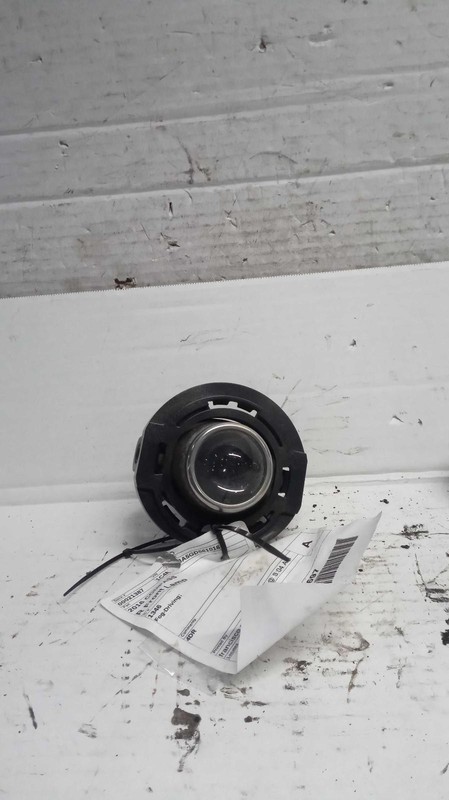 2016 Jeep Compass Right Silver Fog Light Assembly OEM 68140324AA 115K Miles