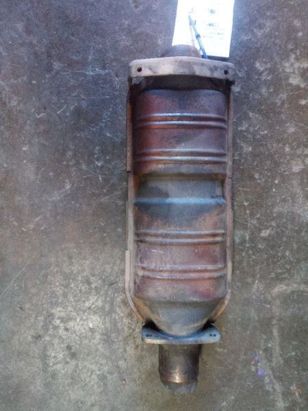 88-94 Chevrolet S10 Pickup 2.8L & 4.3L Rear Converter Pipe OEM 25146092