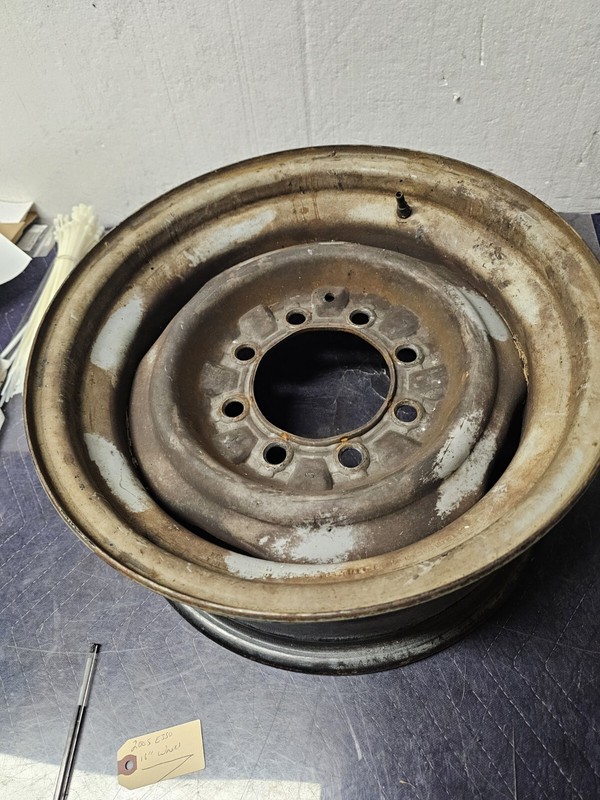 92 - 07 Ford E-250 E-350 16x7 Steel Wheel 8 Lug OEM