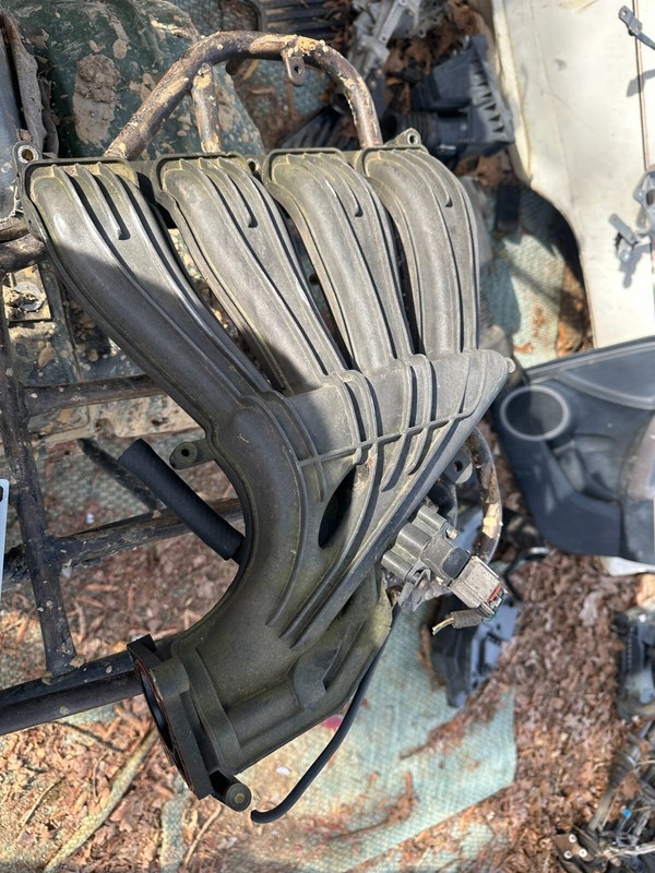 05-10 CHRYSLER PT CRUISER OEM 2.4 N/T UPPER INTAKE MANIFOLD