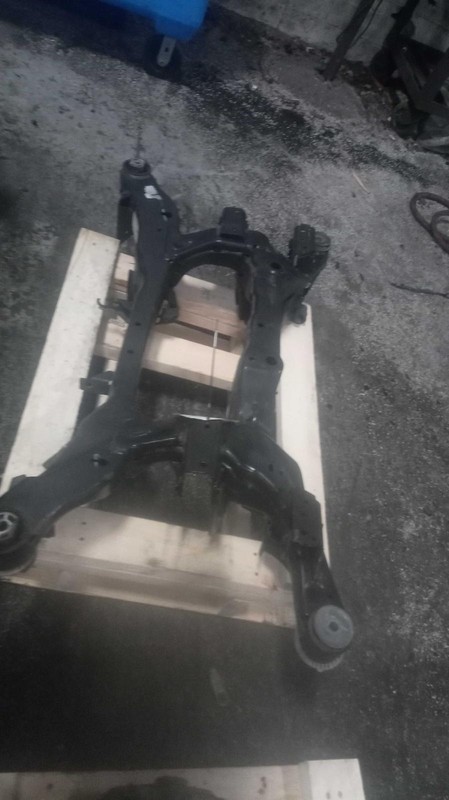 2019 Cadillac XTS Frame Crossmember Black OEM 22934602 118K Mi Warranty