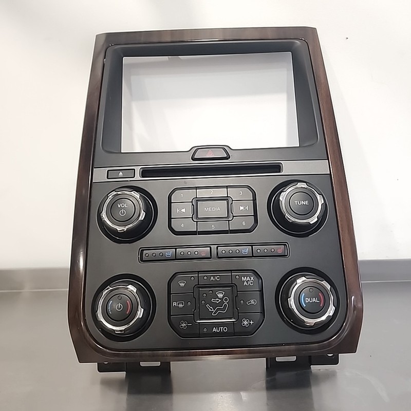 OE 15- 17 Ford Expedition Media Equipment Climate Radio Panel FL1T18A802EFSMQK