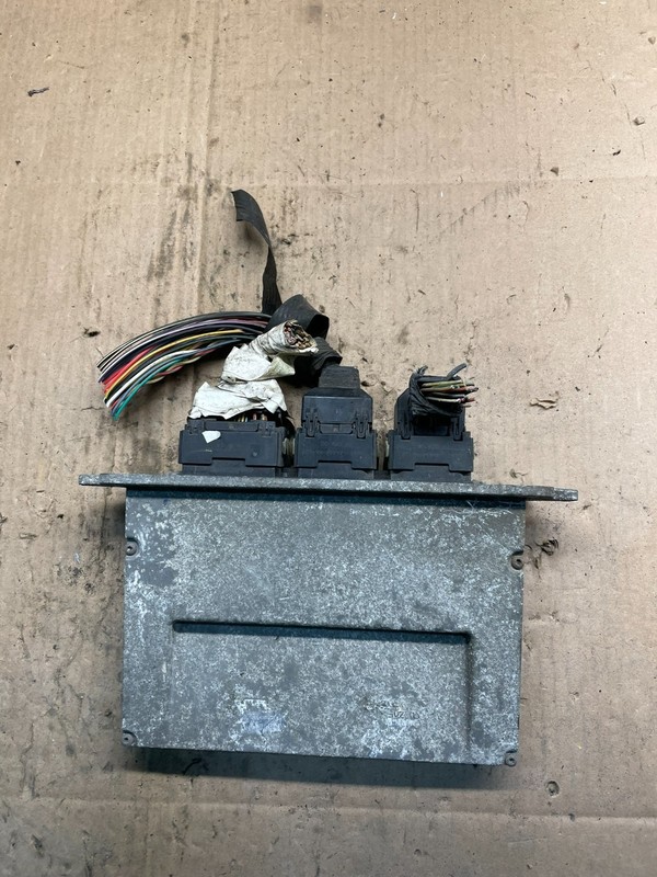 2006 Ford E250 E350 5.4L Van Engine Control ECU Computer Module t7434 DG