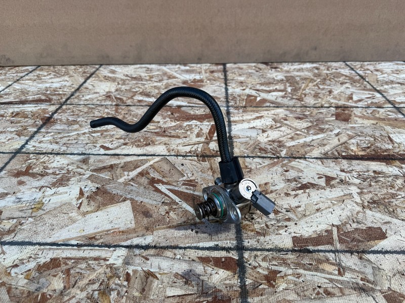 INFINITI QX30 2017-2019 OEM ENGINE MOTOR HIGH PRESSURE FUEL PUMP W/ HOSE 2.0L
