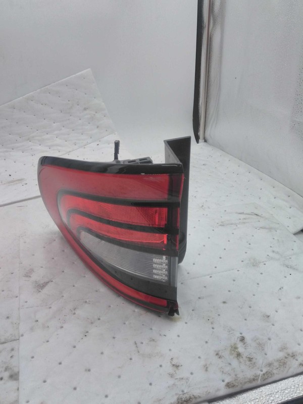 Used Right Tail Light Assembly fits: 2019 Dodge Durango quarter panel mounted Ri