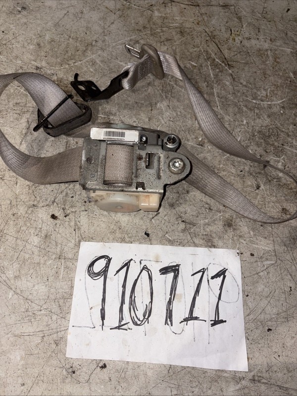 2006-11 Cadillac DTSSeat Belt Retractor FRONT LH Driver Side OEM