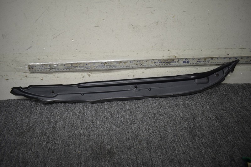 2019-2020 PORSCHE CAYENNE END COVER FACTORY OEM