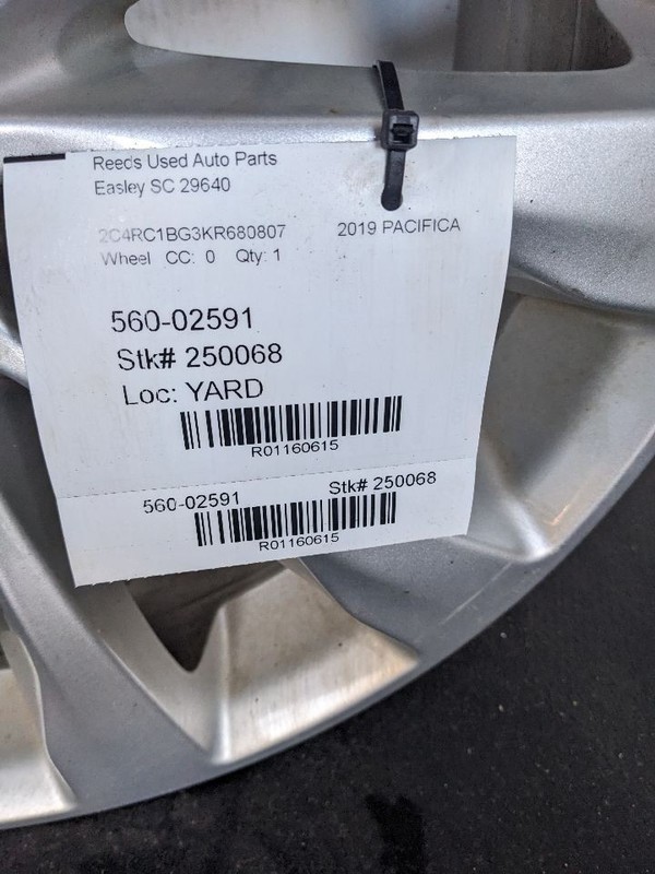 Wheel Road Wheel Aluminum 17x7 10 Spoke Fits 17-19 PACIFICA 1160615
