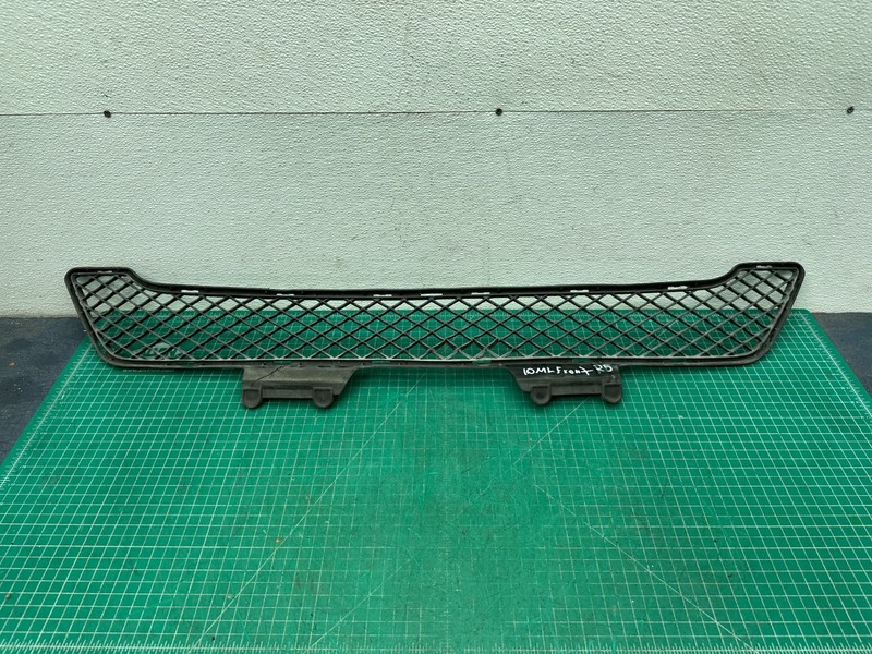 08-11 Mercedes-Benz ML350 W164 - FRONT BUMPER LOWER GRILL OEM