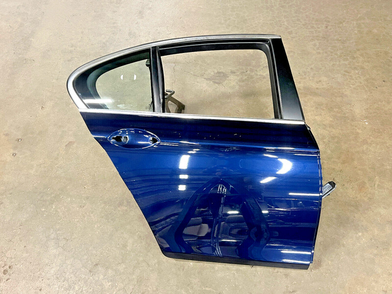 ⭐2011-2016 BMW 5-SERIES F10 REAR RIGHT SIDE DOOR SHELL PANEL BLUE OEM LOT2577