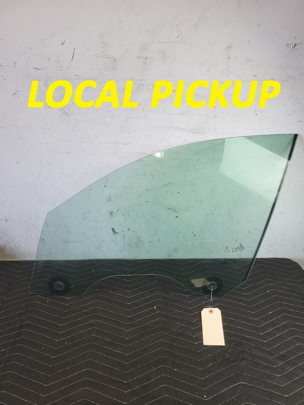 Used Oem BMW Left Driver Front Door Window Glass for 2023-2025 430Xi Gran Coupe