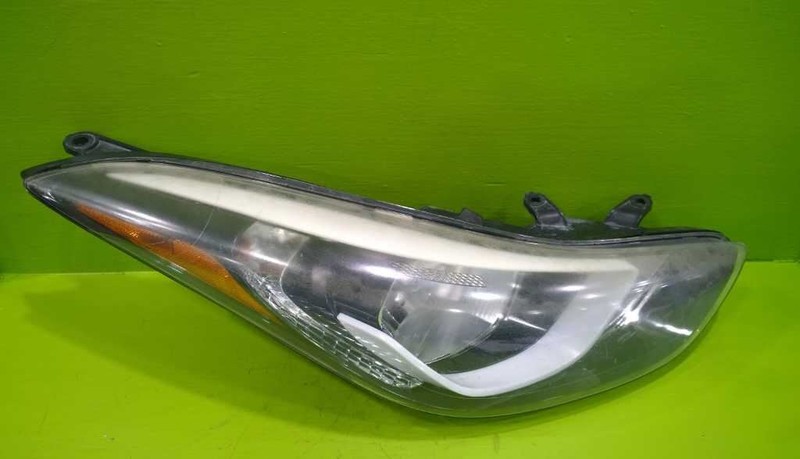 14 15 16ELANTRA SDN PASSENGER RIGHT HEADLIGHT LAMP OEM 2512-17
