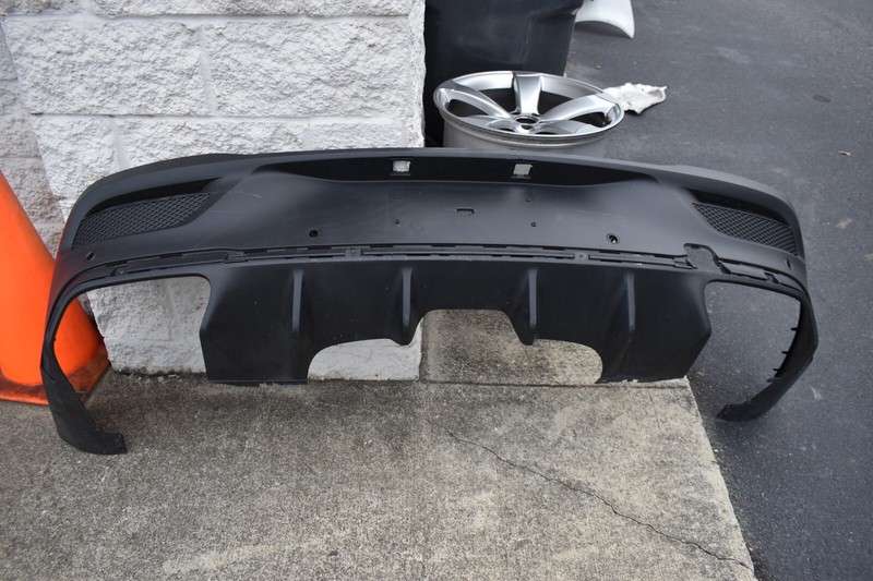 2020-2021 MERCEDES BENZ GLE CLASS REAR LOWER VALANCE BUMPER FACTORY OEM