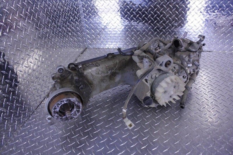 2013 YAMAHA YW 50 ZUMA COMPLETE FULL MOTOR ENGINE STARTER STATOR OEM YW50 13
