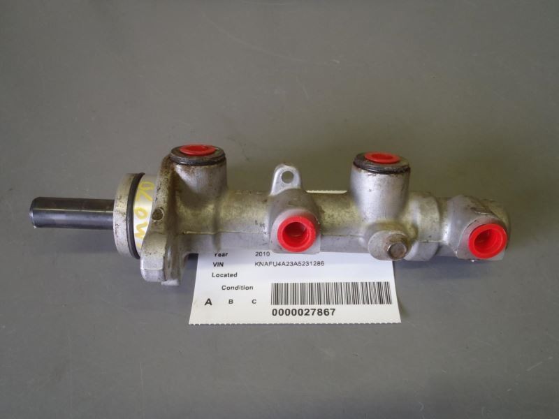 Brake Master Cylinder Fits 2010 Kia Forte 70780