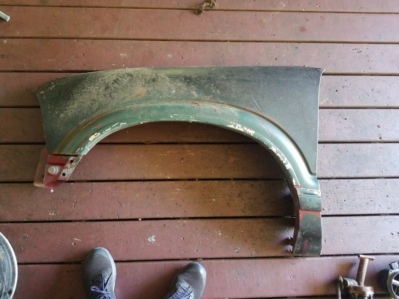 Chevrolet S-10 Fender 94-04 Left Front . GMC Sonoma94-04 OEM