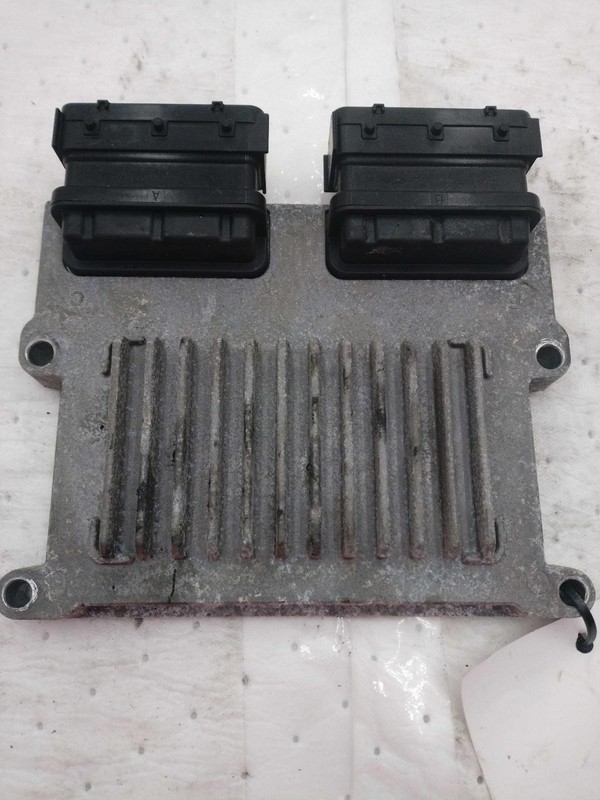 2011 Hyundai Santa Fe Engine Control Module ECM 3.5L OEM 126K Miles