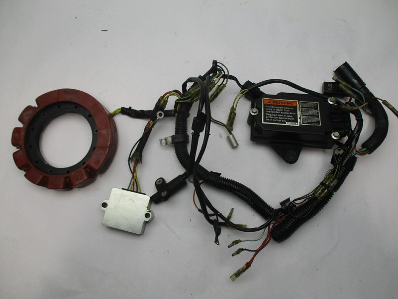 398-852386A4 878433A4 84-830279A7 Mercury Outboard Ignition Assembly 25HP Stator
