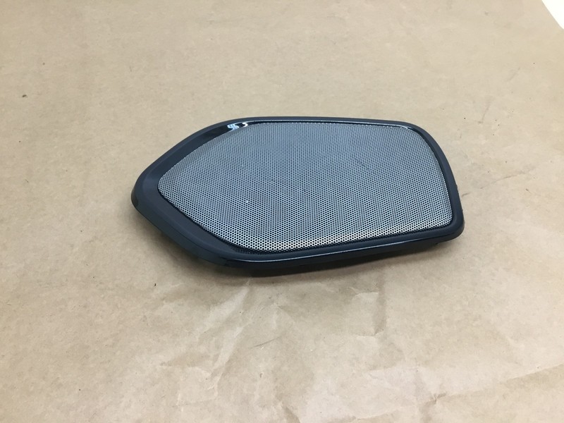 Maserati Quattroporte GTS Front Door Panel Speaker Grille Trim Cover 14 - 19 :A