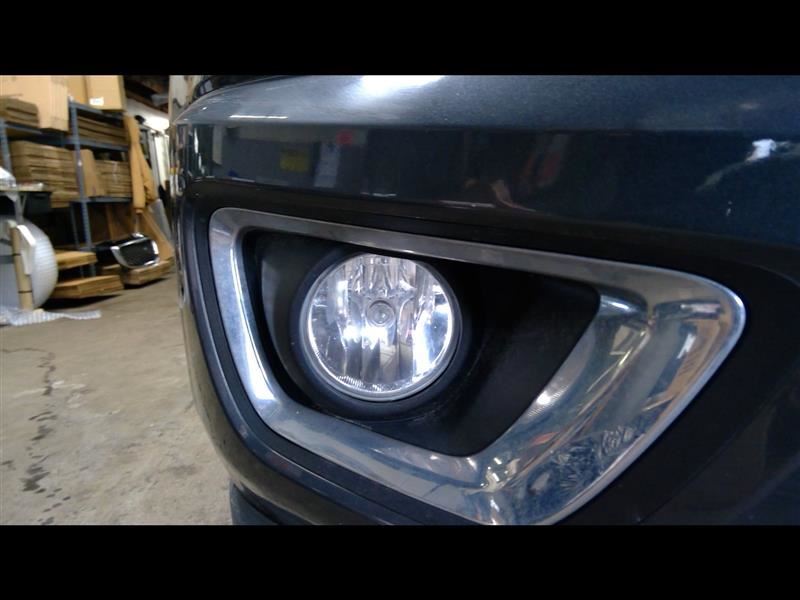 Corner/Park Light Fog-driving Bumper Mounted Fits 07-14 SUBURBAN 1500 1336199