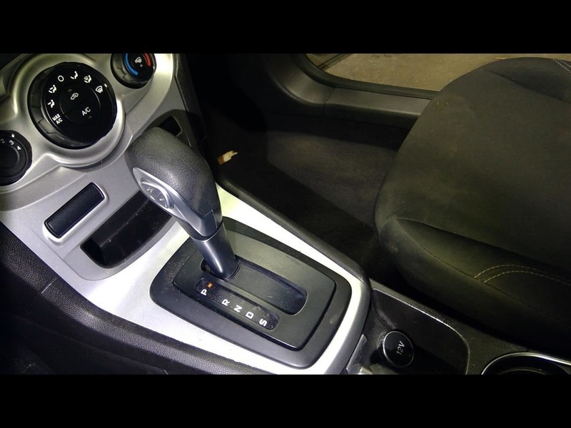 FIESTA 2017 Automatic Transmission Shifter 1674416