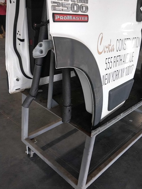 2017 RAM ProMaster 2500 Left Door White Dented & Scratched 7883748