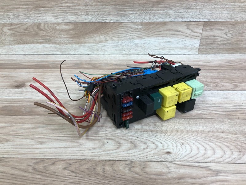 MERCEDES BENZ OEM W208 W210 CLK430 E320 FRONT SAM FUSE BOX BLOCK 98-03 7