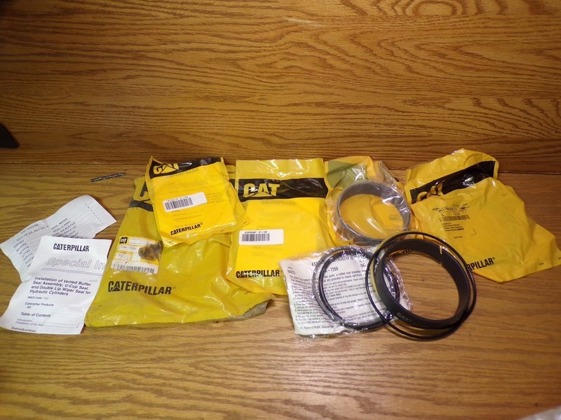 NEW CAT 246-3426 Caterpillar Seal Kit *FREE SHIPPING*