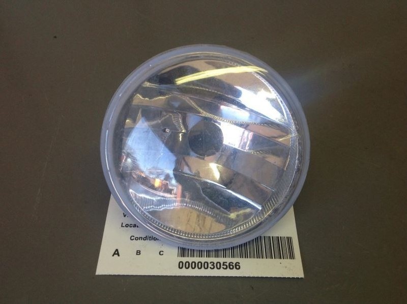 Left or Right Fog Lamp Light Fits 2007-2014 Chevrolet Tahoe 73347