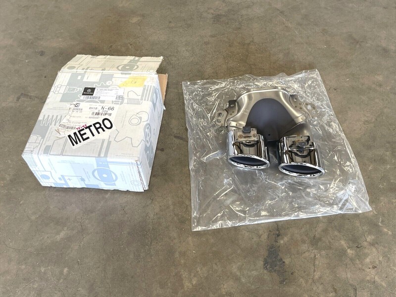 ⭐2019 2020 2021 MERCEDES BENZ C43 AMG W205 LEFT LH EXHAUST MUFFLER END TIP OEM