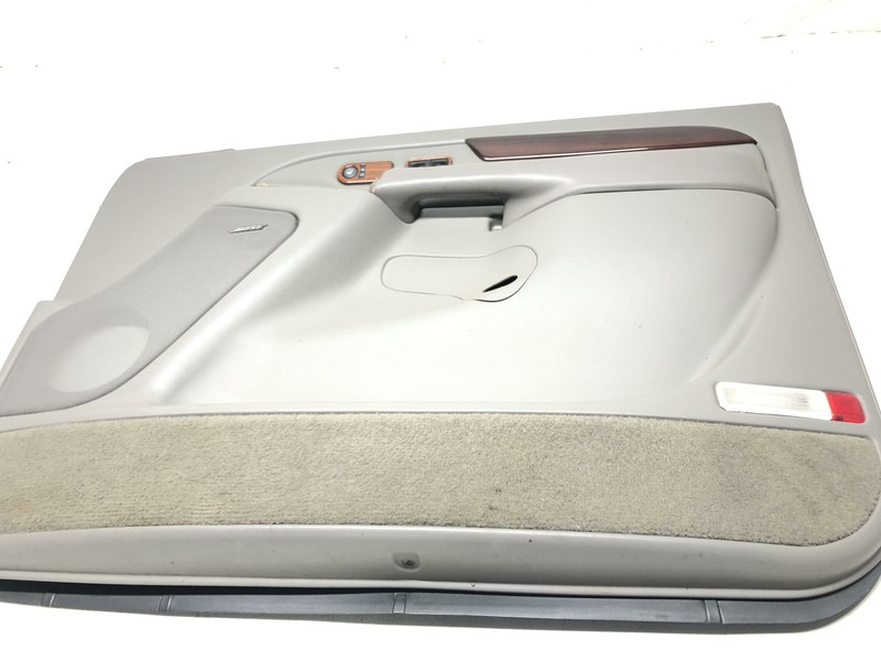 2002-2003 Cadillac Escalade Passenger Right Door Panel Assembly Gray (922) Oem