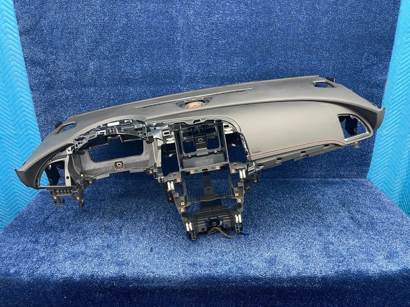 2016-2019 Buick Cascada Dashboard Instrument Panel W/ Frame OEM 13493529