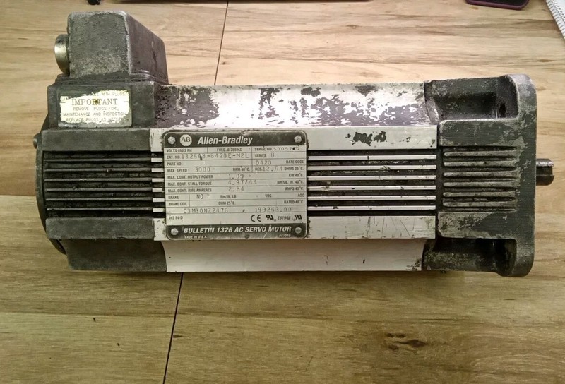 Allen-Bradley 136AB-B420E-M2O Series B Bulletin 1326 AC Servo Motor