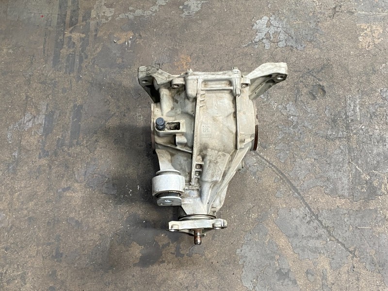 15-18 MERCEDES C300 W205 REAR AXLE CARRIER DIFFERENTIAL RWD 131K MILE OEM #A0.67