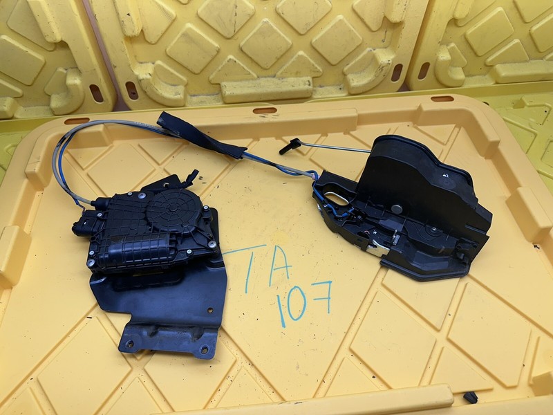 2012-2015 BMW 740I SEDAN FRONT LEFT DRIVER DOOR LOOK LATCH ACTUATOR A053702 OEM