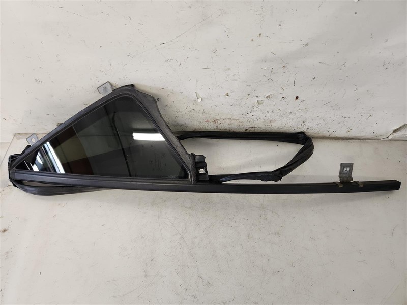 2023-2025 Honda Pilot Rear Driver Back Door Vent Glass Window 73455-T90-A01